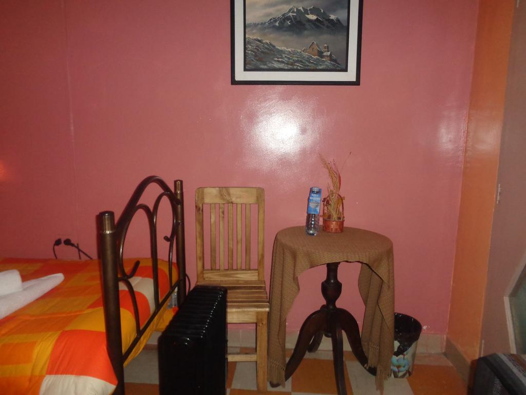 Hostal Oro Blanco Uyuni Rum bild